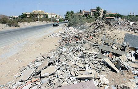 مسؤولة بإدارة الصيانة واستغلال الطرقات بوزارة التجهيز والإسكان لـ«الصباح»:   ارتفاع مُخالفات الفضلات على الطرقات.. وعقوبات في انتظار المخالفين